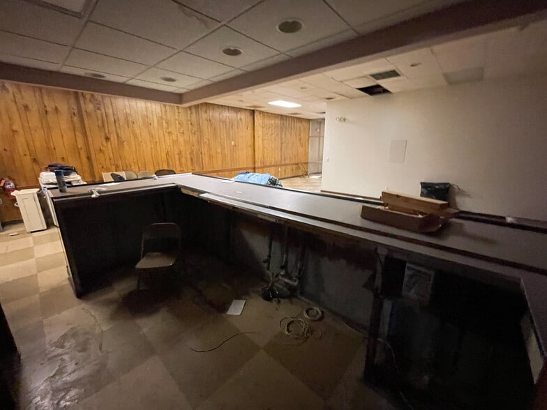 More Photos Of 7419 Washington Ave, Pittsburgh Office For Sale