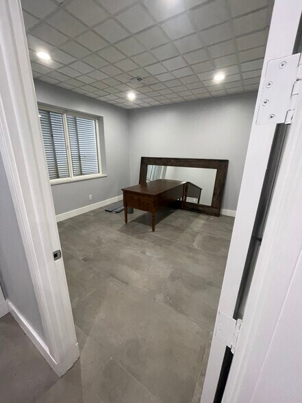 More Photos Of 416 SE Flamingo Ave, Stuart Medical For Sale