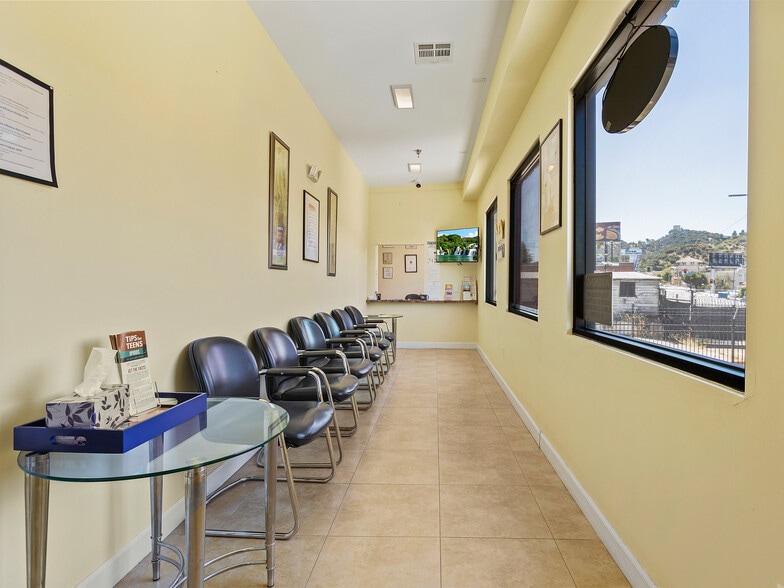 More Photos Of 7335-7341 Foothill Blvd, Tujunga Light Manufacturing For Sale
