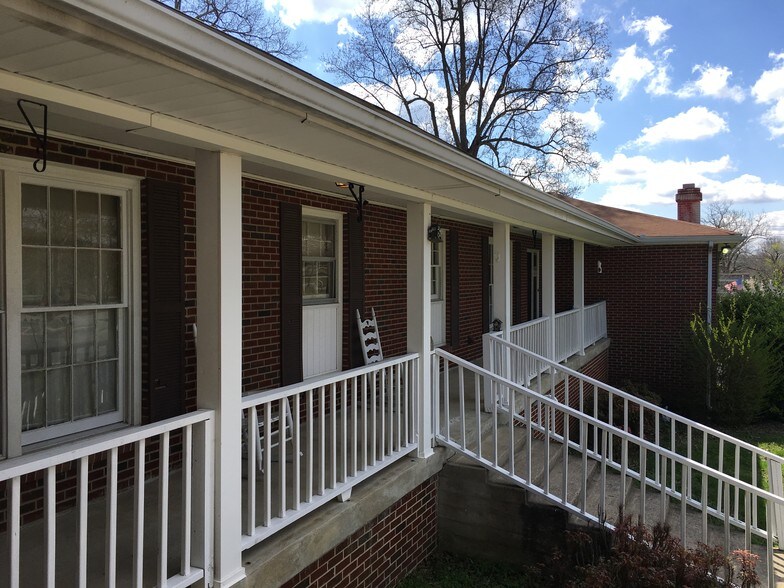 More Photos Of 1104 Old Charlotte Rd, White Bluff Assisted Living For Lease