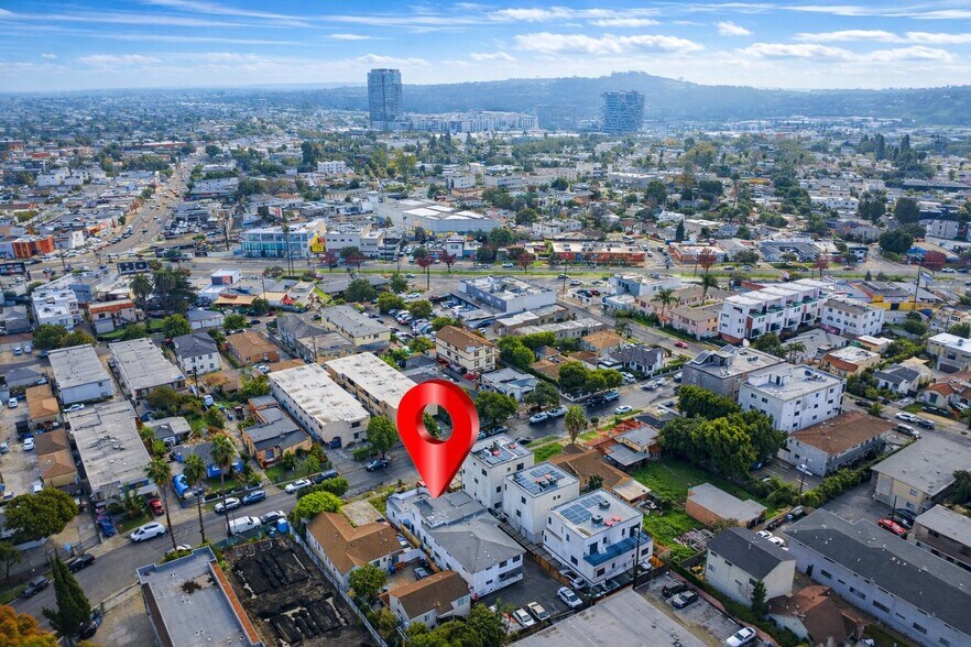 More Photos Of 2629 S Garth Ave, Los Angeles Multifamily For Sale