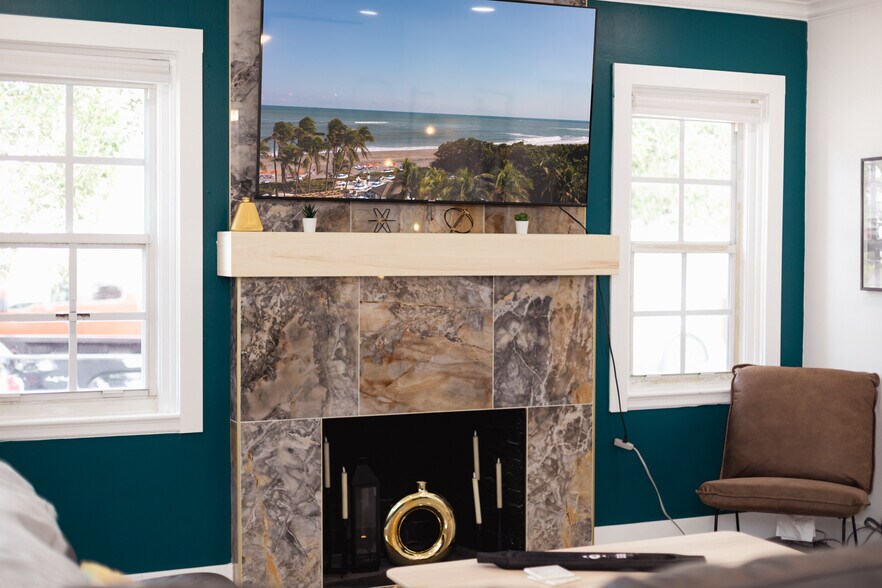 More Photos Of 402 Ocean Breeze, Lake Worth Beach Apartments For Sale