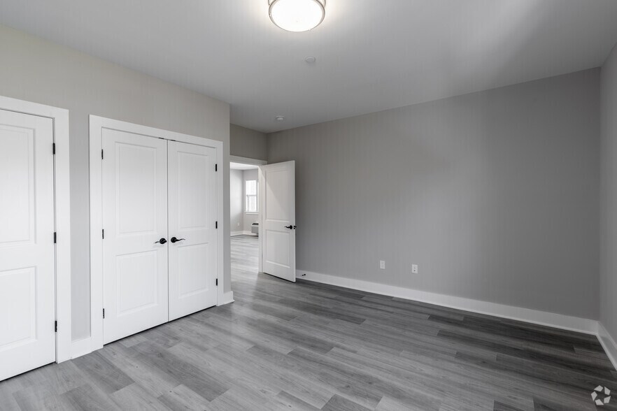 More Photos Of 35 Violet Ave, Poughkeepsie Apartments For Lease