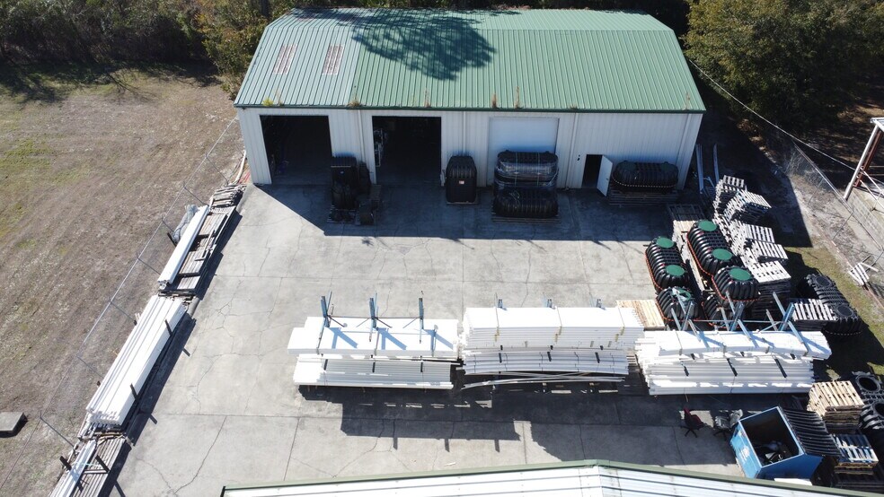 More Photos Of 267 Rose Dr, Brunswick Warehouse For Lease