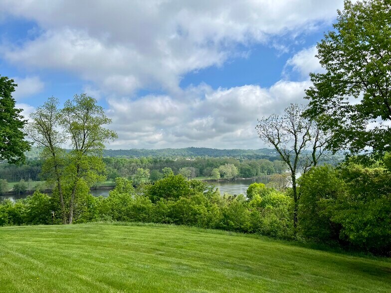 More Photos Of 1 Pointe West Byway, Parkersburg Land For Sale