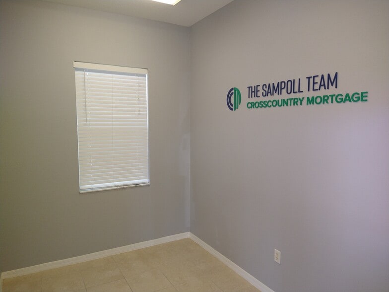 More Photos Of 17703 Hunting Bow Cir, Lutz Office For Lease