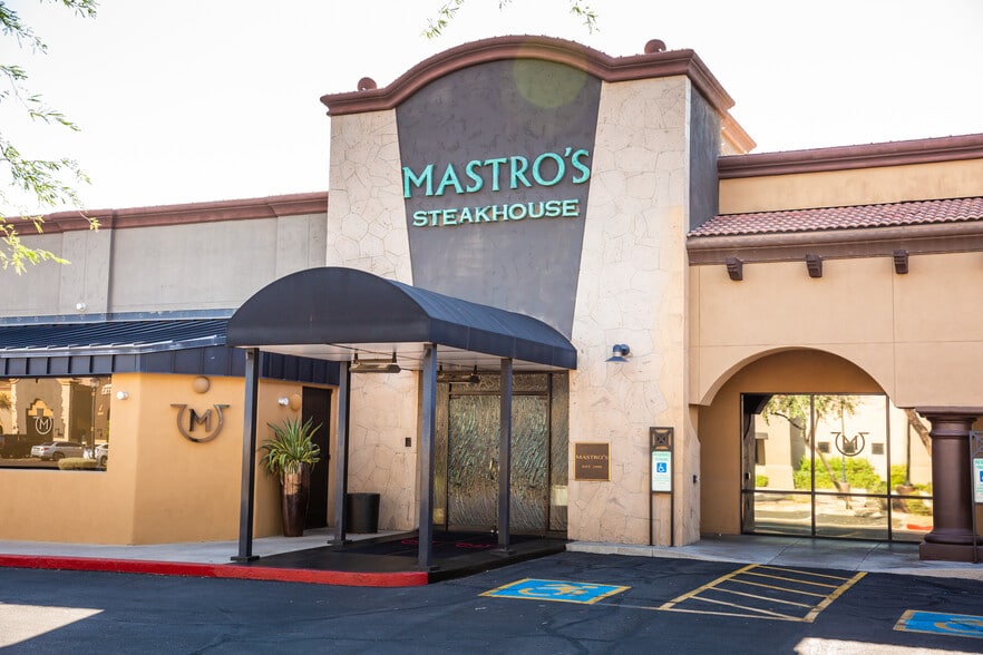 More Photos Of 8900 E Pinnacle Peak Rd, Scottsdale Unknown For Lease