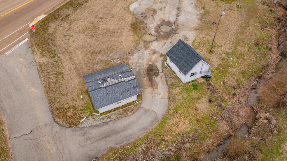 More Photos Of 279 Pikeview St, Dresden Multifamily For Sale