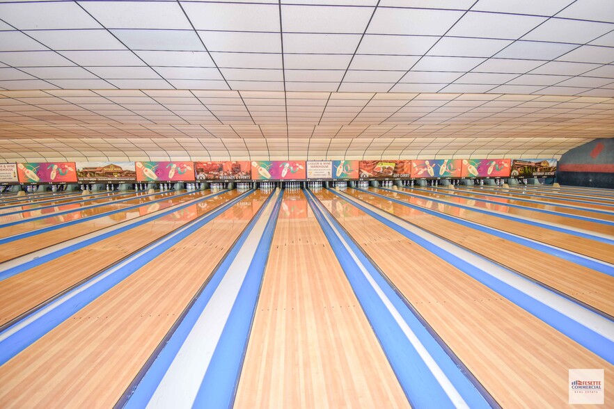 More Photos Of 28 N Bowl Ln, Plattsburgh Sports And Entertainment For Sale