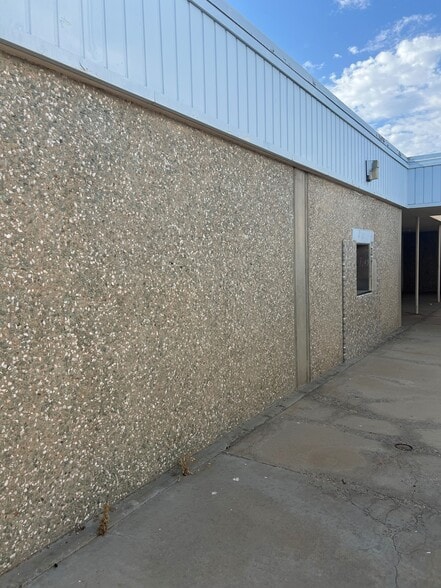 More Photos Of 401 S 3rd St, Blythe Religious Facility For Sale