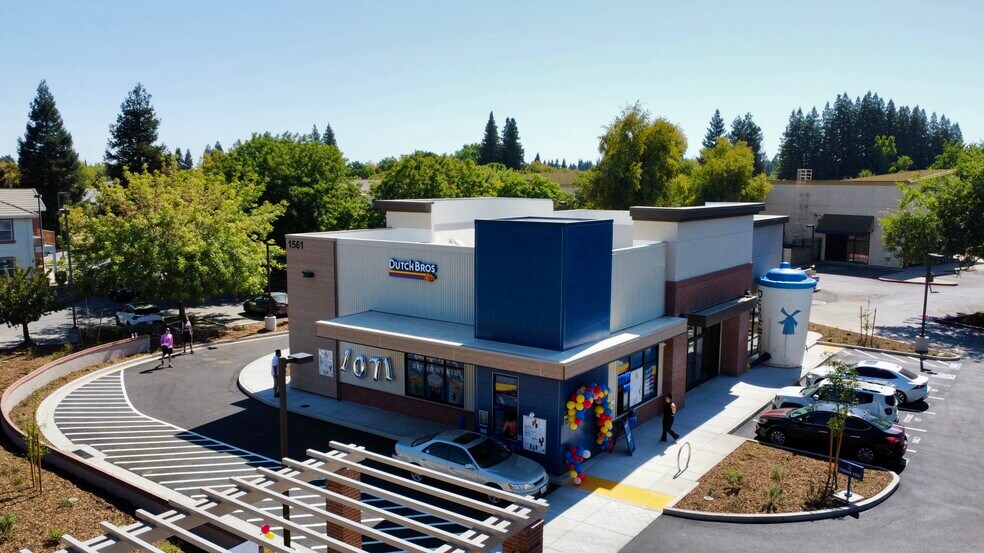 Primary Photo Of 1561 Corporate way, Sacramento General Retail For Lease