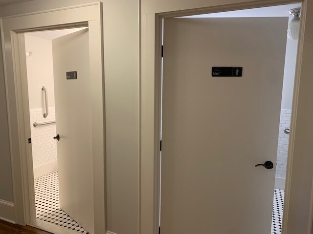 More Photos Of 1814 Euclid Ave, Charlotte Office For Lease