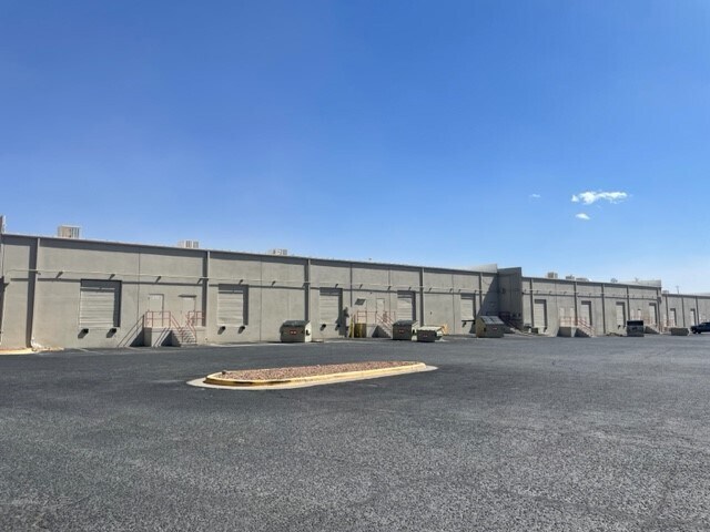 More Photos Of 11220 Rojas Dr, El Paso Unknown For Lease