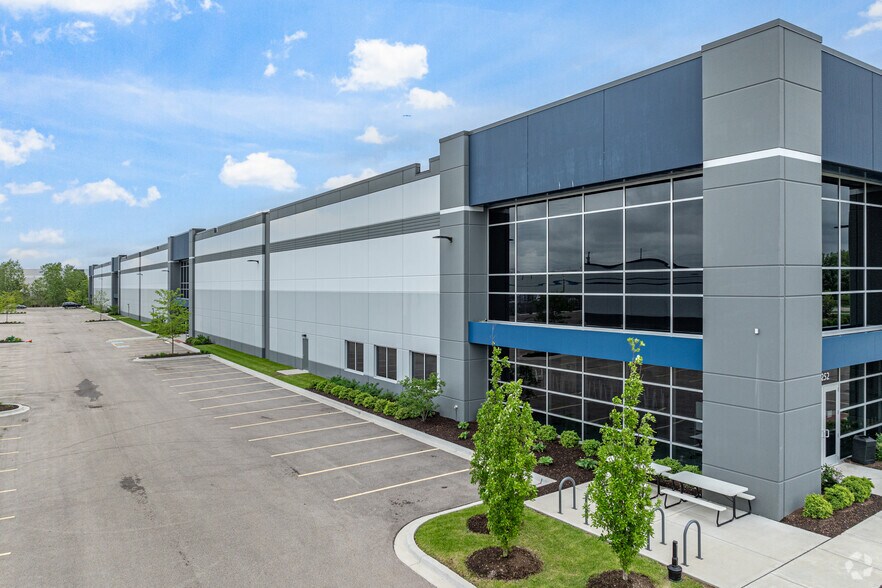 More Photos Of 1252 Pierson Dr, Batavia Warehouse For Lease