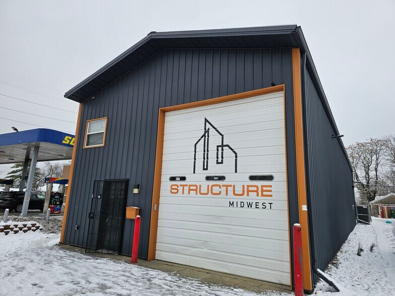 More Photos Of 2117 W Morris St, Indianapolis Warehouse For Lease