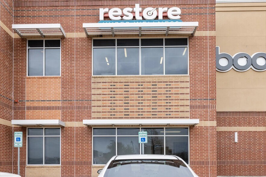 More Photos Of 3121 University Dr E, Bryan Medical For Lease