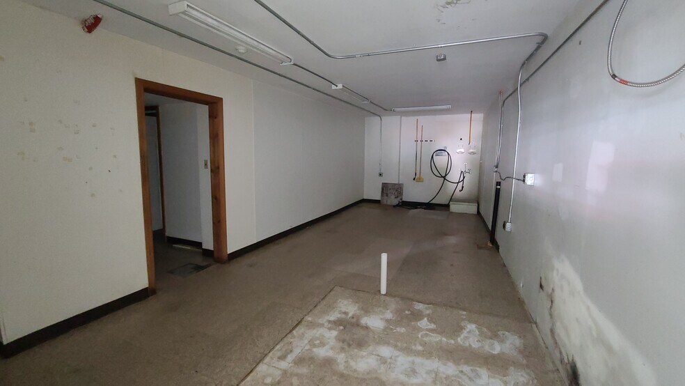 More Photos Of 74 N Main St, Jewett City Storefront Retail Residential For Lease
