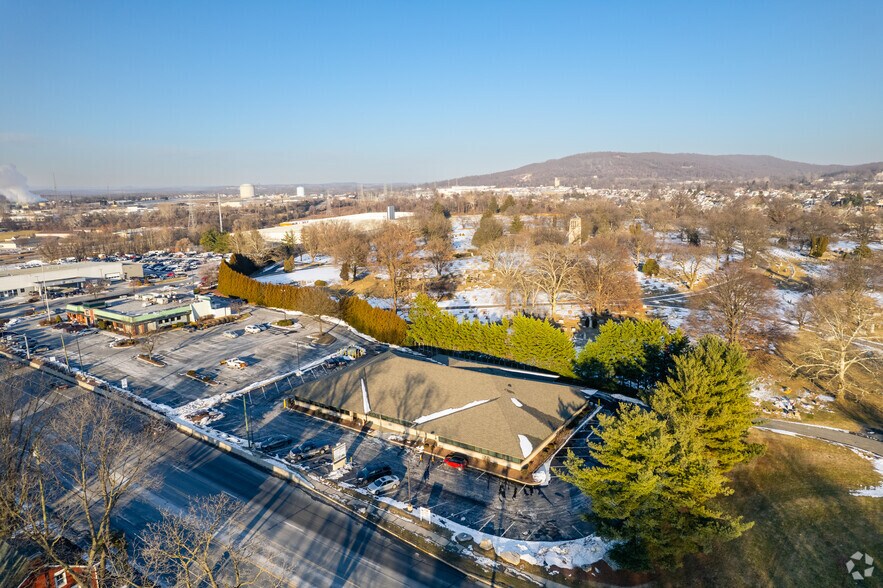 More Photos Of 4641 Pottsville Pike, Reading Office For Lease