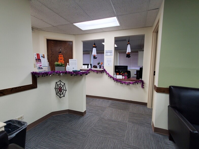 More Photos Of 6909 S Holly Cir, Centennial Office For Sale