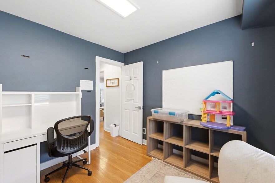 More Photos Of 7266 Far Hills Ave, Centerville Loft Creative Space For Sale