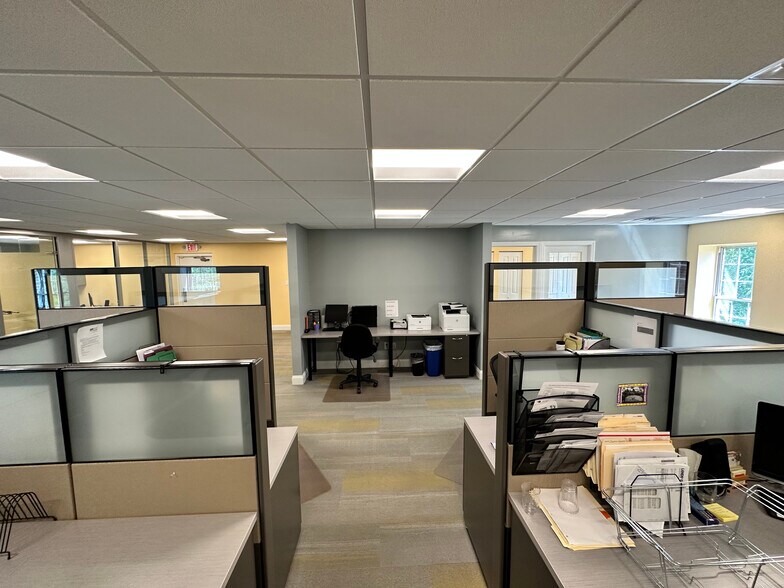 More Photos Of 1108 Ohio River Blvd, Sewickley Office For Sale