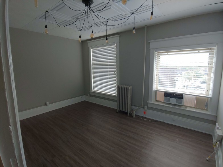 More Photos Of 100 Northwestern Ave, West Lafayette Apartments For Lease