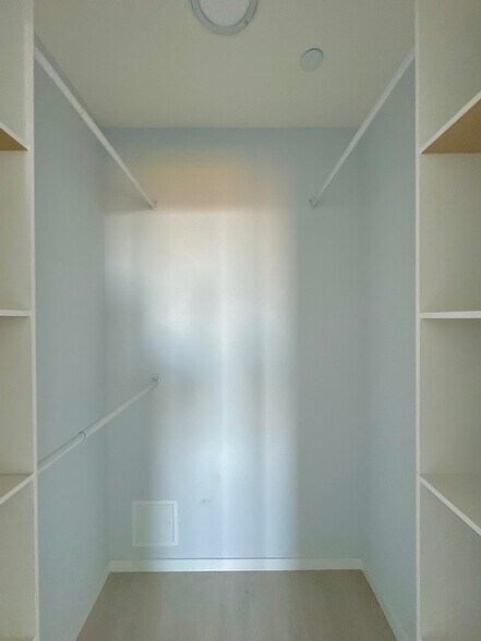 More Photos Of 571 Ocean Pky, Brooklyn Apartments For Sale