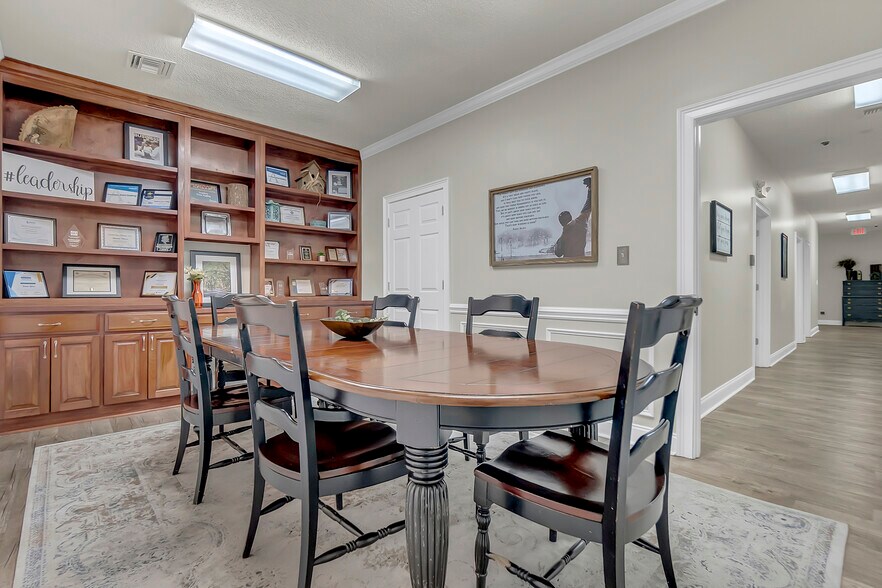 More Photos Of 1501 US Highway 19 S, Leesburg Office For Sale