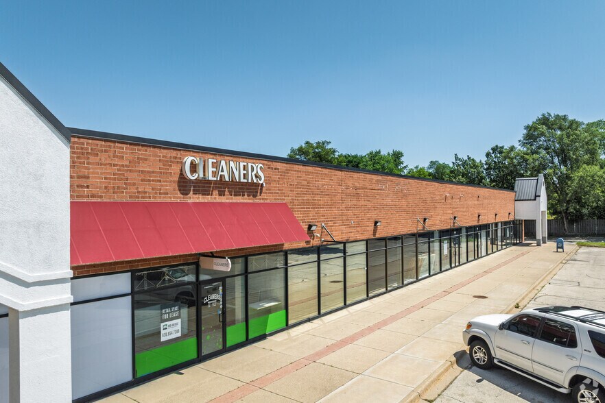 More Photos Of 760-836 E Rand Rd, Arlington Heights General Retail For Sale