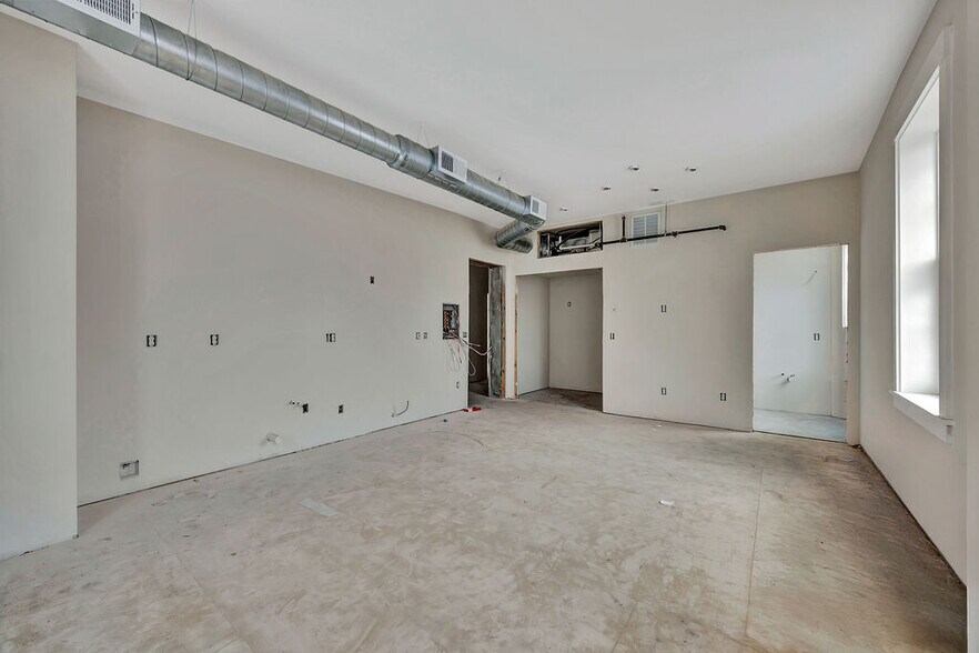 More Photos Of 4000 Colerain Ave, Cincinnati Apartments For Lease