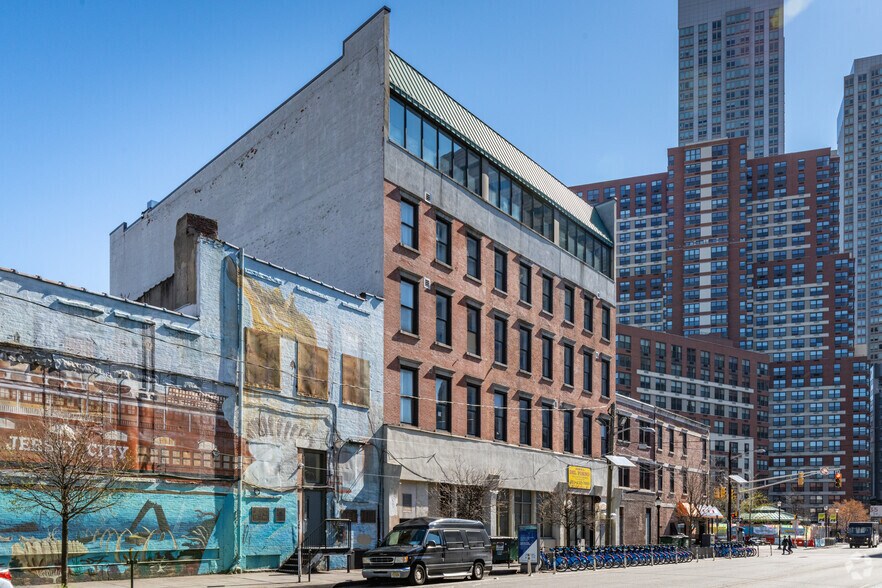 More Photos Of 121-125 Newark Ave, Jersey City Office For Lease