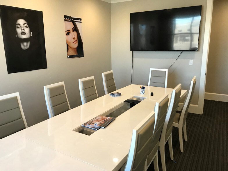 More Photos Of 426 E 1750 N, Vineyard Warehouse For Lease