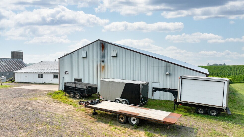 More Photos Of 20521-20525 Hwy 64, Cornell Warehouse For Sale