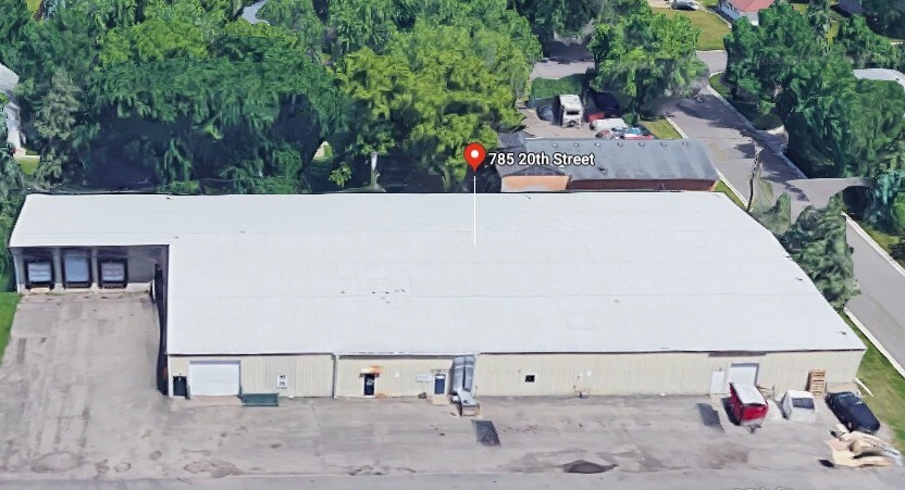 More Photos Of 785 20th St, Newport Warehouse For Lease