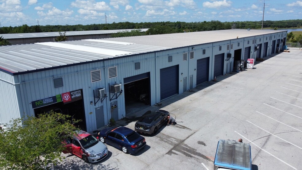 More Photos Of 5250-5275 Giron Cir, Kissimmee Unknown For Lease
