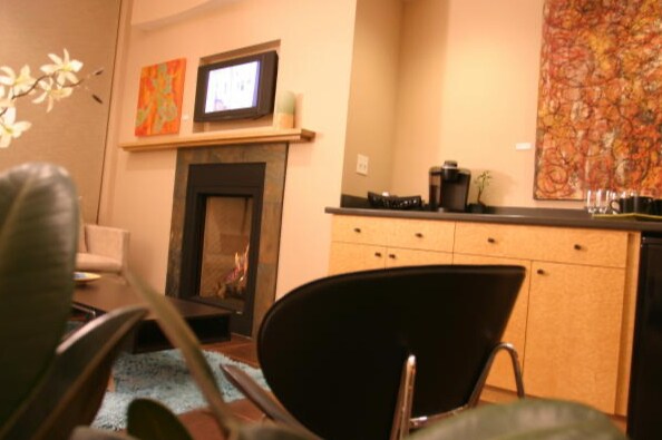 More Photos Of 486 W Boughton Rd, Bolingbrook Medical For Lease