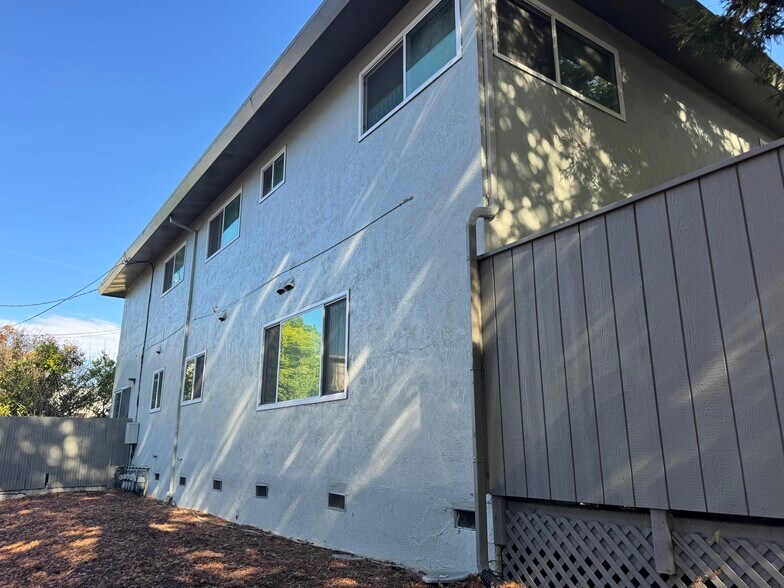 More Photos Of 437 Corte Arango, El Sobrante Apartments For Sale