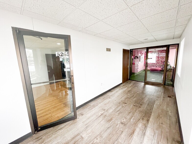 More Photos Of 5265 W Pierson Rd, Flushing Medical For Sale