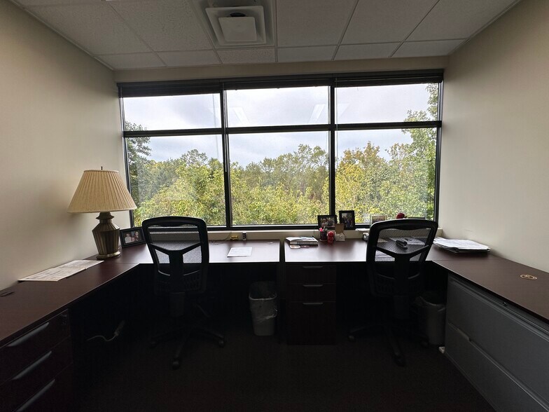More Photos Of 3031 New Bern Ave, Raleigh Medical For Lease
