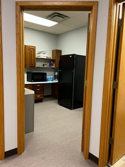 More Photos Of 9093 Technology Dr, Fishers Light Manufacturing For Lease