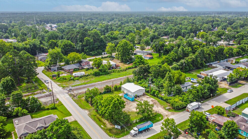 More Photos Of 14133 Ravendale Rd, Humble Warehouse For Sale