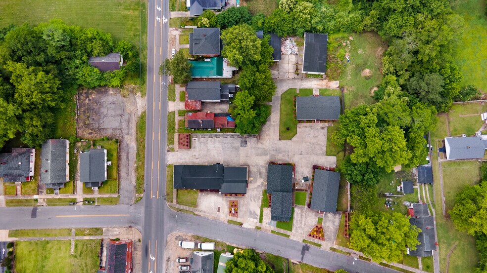 More Photos Of 306 W Pine St, Goldsboro Apartments For Sale