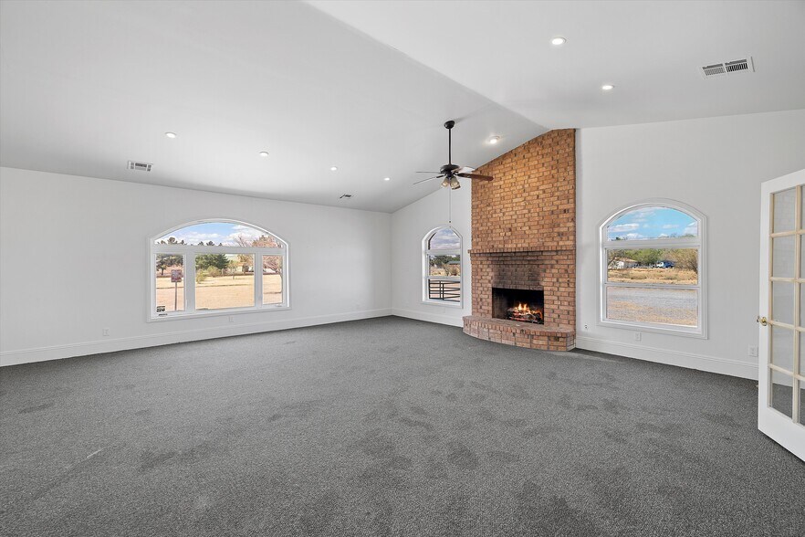 More Photos Of 721 Buol Rd, Pahrump General Retail For Sale