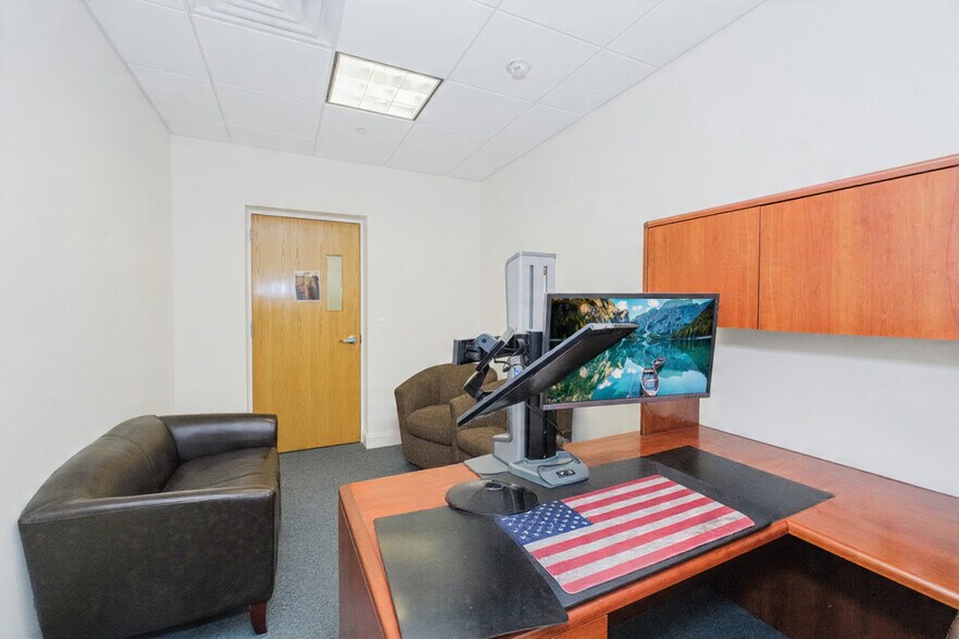 More Photos Of 61 Monmouth St, Red Bank Office For Lease