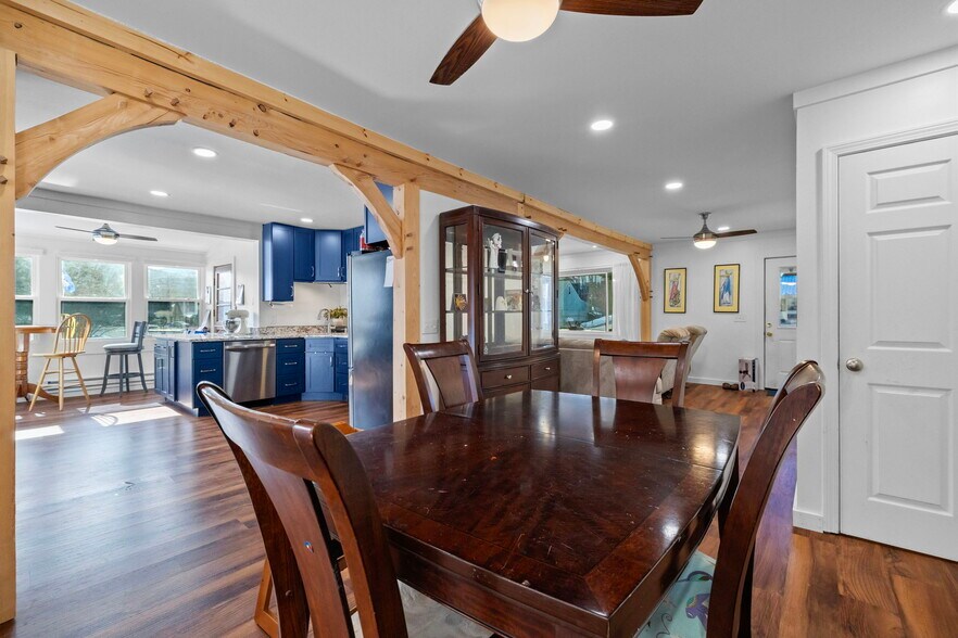 More Photos Of 180 Main St, North Woodstock Hotel For Sale
