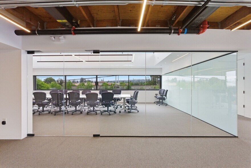 More Photos Of 1401 Old County Rd, San Carlos Manufacturing For Sale