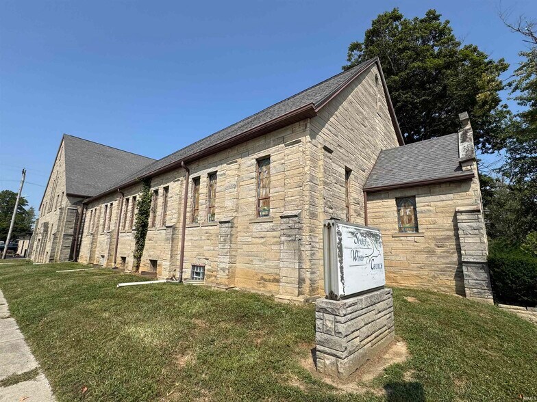 More Photos Of 1435 S Armstrong St, Kokomo Specialty For Sale