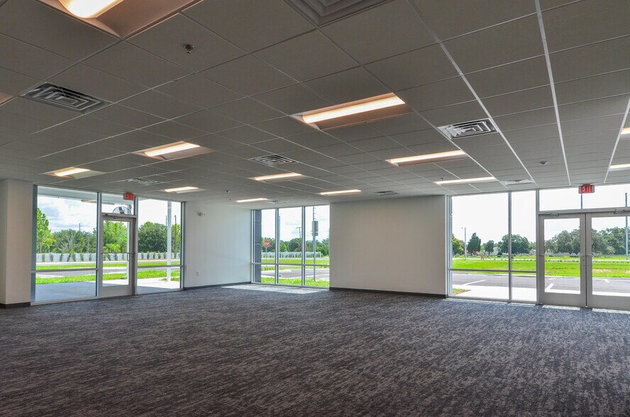 More Photos Of 3017 S County Line Rd, Plant City Distribution For Lease