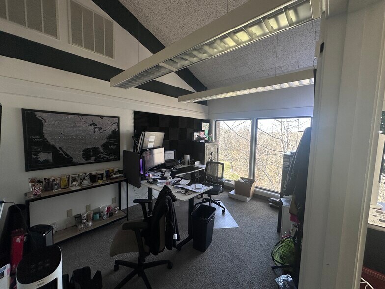 More Photos Of 4885 S 900 E, Salt Lake City Office For Sale
