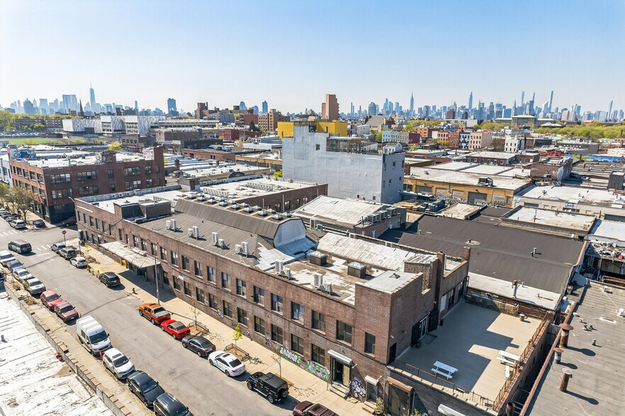 More Photos Of 55 Meadow St, Brooklyn Manufacturing For Lease